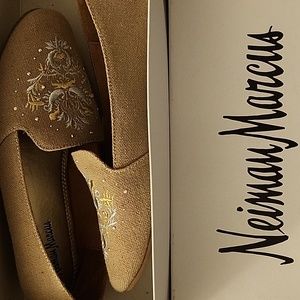 Neiman Marcus flat shoes